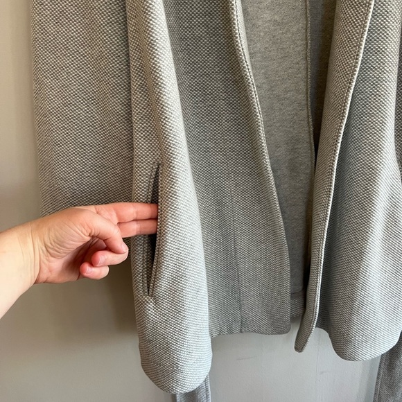 Banana Republic Pique Kit Cardigan Jacket Light Gray, Size L - Picture 6 of 9